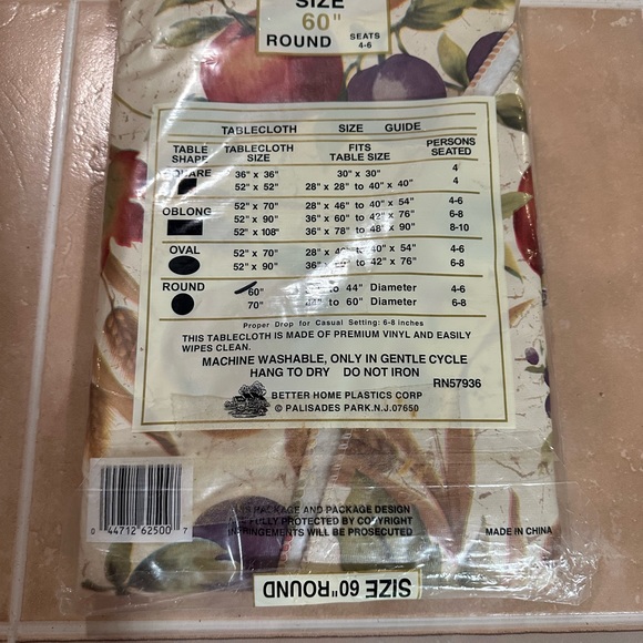 Better Home Vinyl Table cloth - Picture 3 of 4